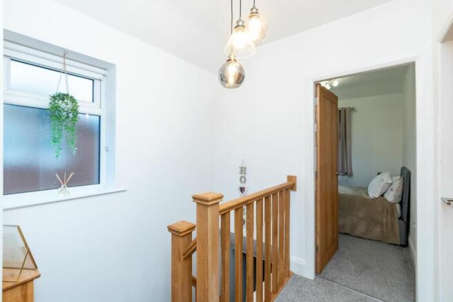 Bedrooms & Bathrooms