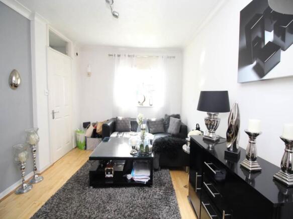 Living Room.JPG