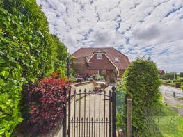 Walnut Cottage, London Road, Battle TN33 0EU