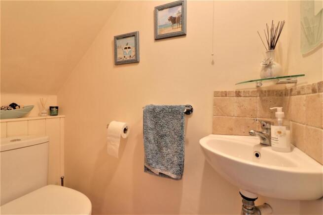 GUEST WC
