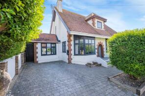 12, Cranleigh Avenue, Rottingdean, Brighton BN2 7GT