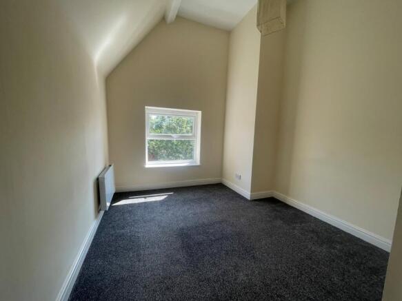 2 bed Flat to rent Image 4