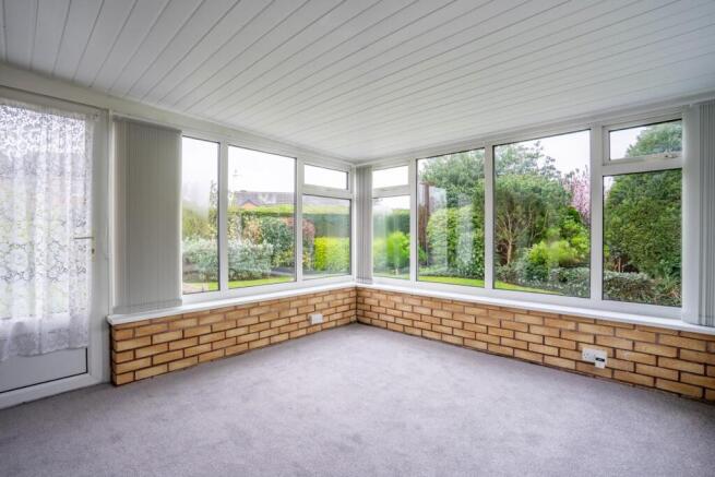 2 bed Semi-Detached Bungalow for sale Image 9