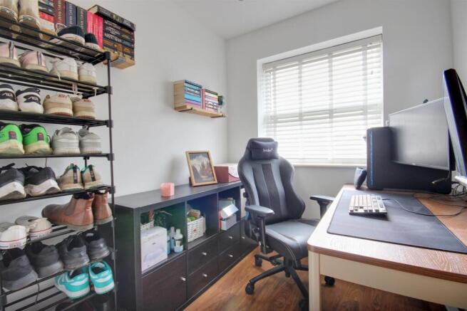 3 bed House for sale Image 11