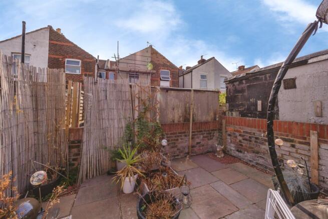 House in Portsmouth - View 4
