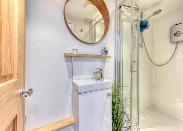 224 Castlecroft Road-shower room.jpg