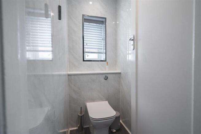 3 bed Semi-Detached for sale Image 6