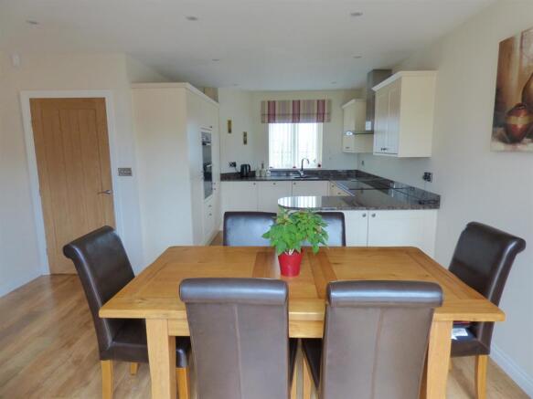 Open plan kitchen diner