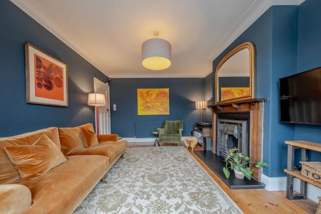 3 bed Semi-Detached for sale Image 4