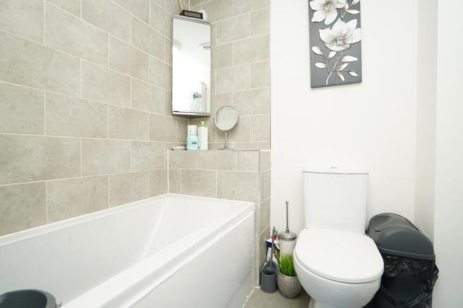 2 bed Terraced for sale Image 9