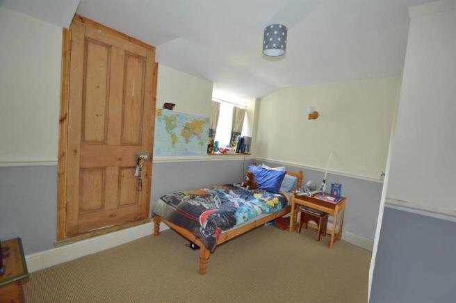 EVENUNDER COTTAGE,  KINETON (BEDROOM 3)   resize.j