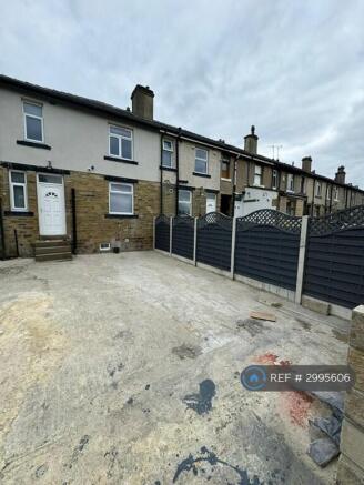 3 bed End of Terrace to rent Image 4