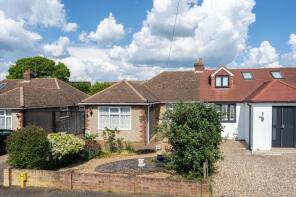 22, Hawthorn Crescent, Caddington LU1 4EQ