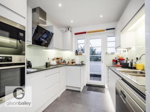 4-8BracondaleCourt-6