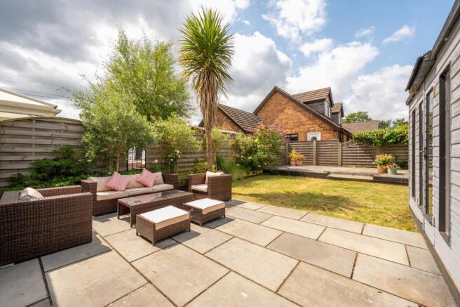 3 bed Semi-Detached for sale Image 3