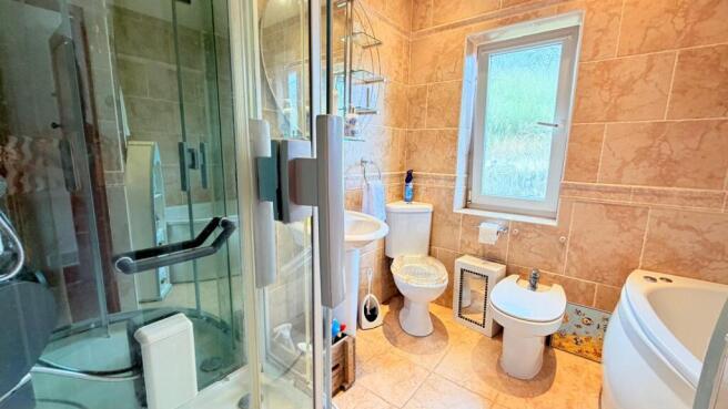 3 bed End of Terrace for sale Image 12