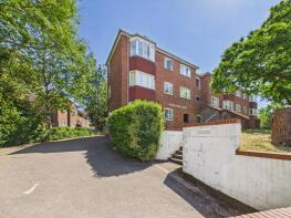 Flat 9, Woodlands Court, Highland Road, Bromley BR1 4AB