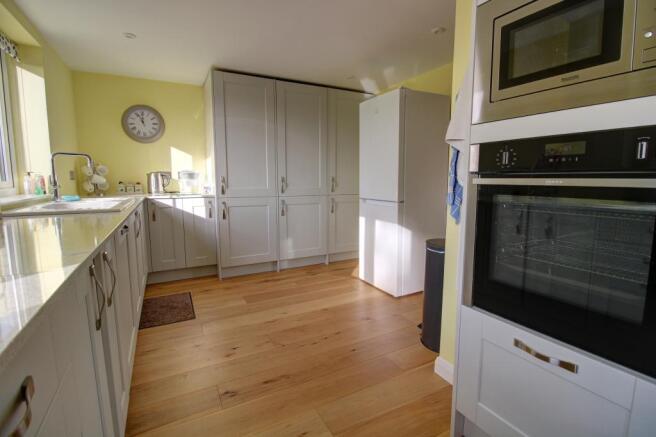 Kitchen 1