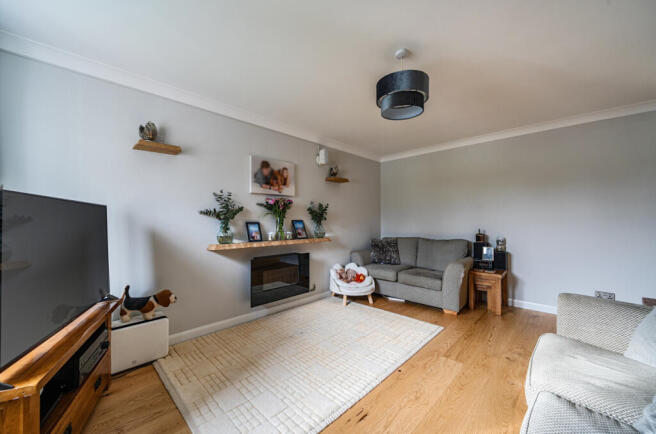 1410501-6-698dcce...