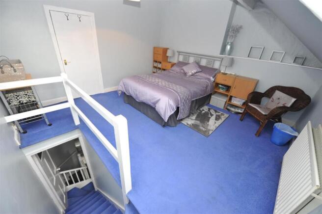 3 bed Terraced for sale Image 11