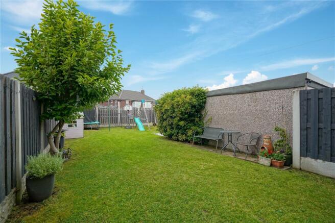 3 bed Semi-Detached for sale Image 4