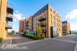 10, Riverside House, Thomas Blake Avenue, Southampton SO14 5BZ
