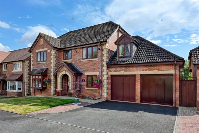 14 Hellier Drive-12.jpg