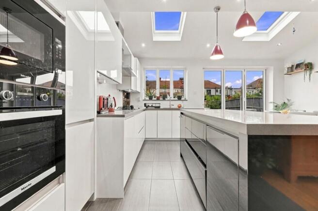 Fitted Kitchen