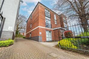 Flat 2, 24, Second Avenue, Forest Fields, Nottingham NG7 6JJ