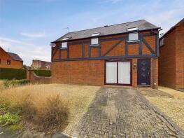 39, Furlong Lane, Bishops Cleeve, Cheltenham GL52 8NJ