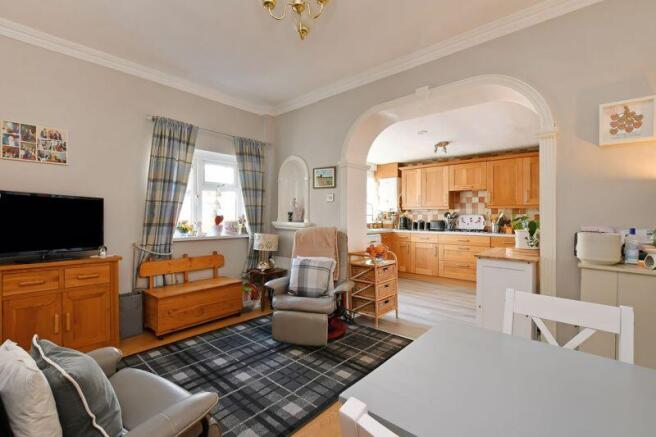 Open Plan Dining Kitchen 