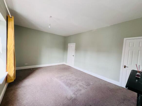 BEDROOM1.jpeg