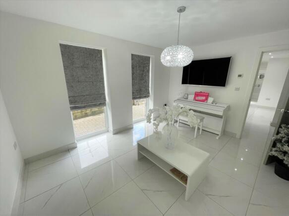 SECOND RECEPTION ROOM B