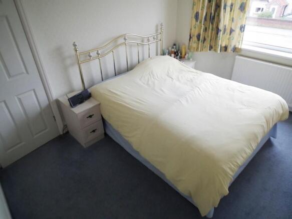 Bedroom 1 Pic 2
