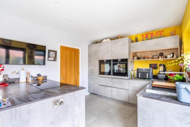 1 wain close-5.jpg