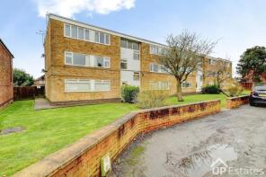 14, Magpie House, Upper Eastern Green Lane, Coventry CV5 7DB