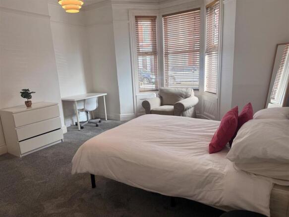 Bedroom One 2.jpg