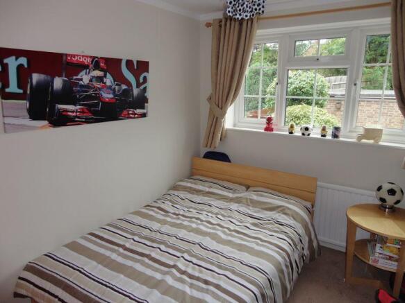 BEDROOM 2