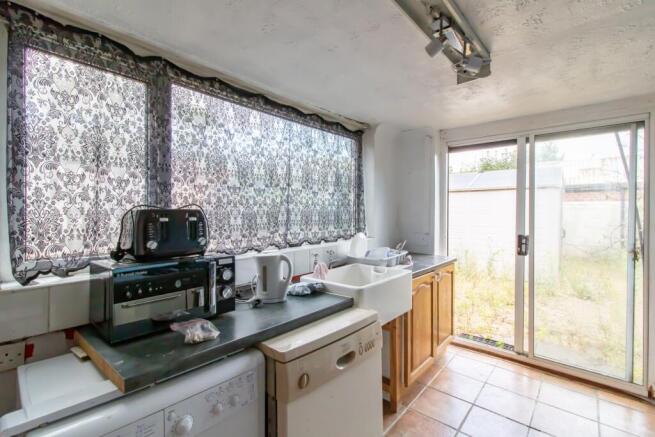 3 bed Terraced for sale Image 6