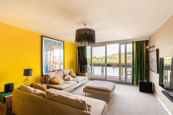 10 Beckford Court -1.jpg