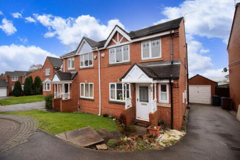 Croft Drive, Mapplewell, Barnsley, S75 6AN