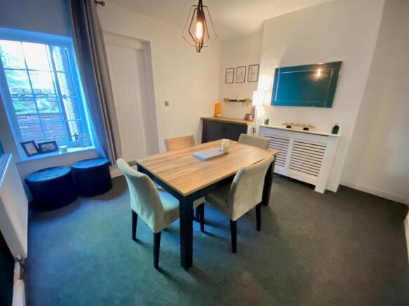 dining room.jpg