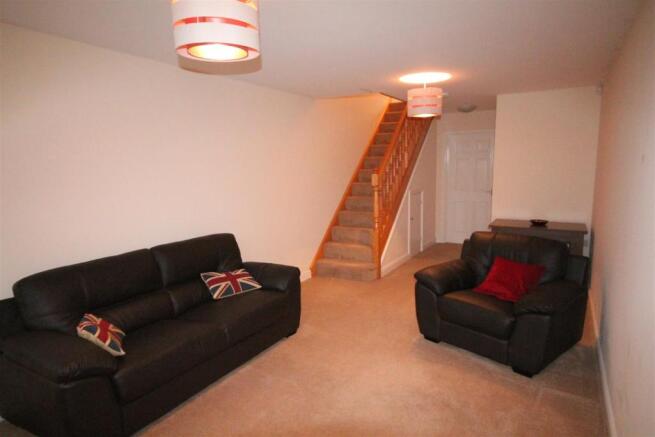 Lounge through Dinin