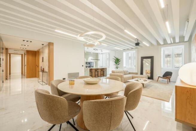 Luxury Apartment in the Historic Heart of Lisbon