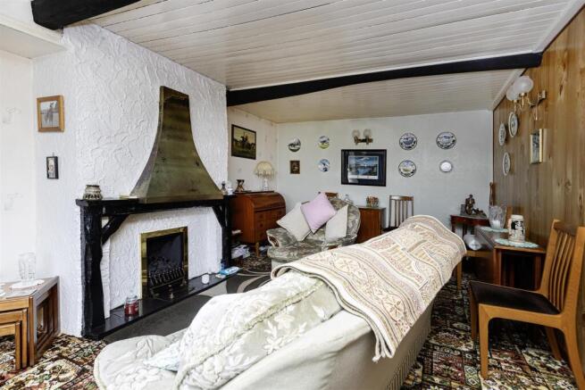 2 bed Terraced for sale Image 7