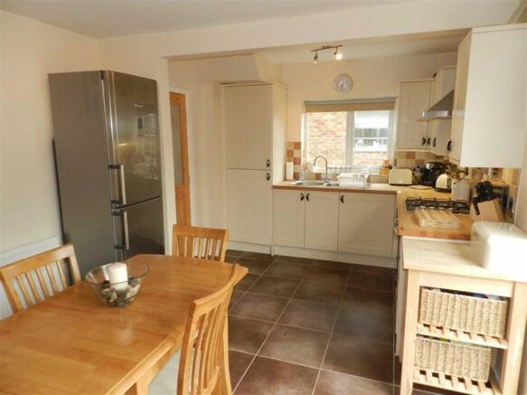 KITCHEN DINER ALTERN