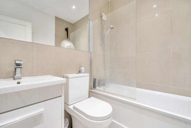 1403117-8-69721d2...