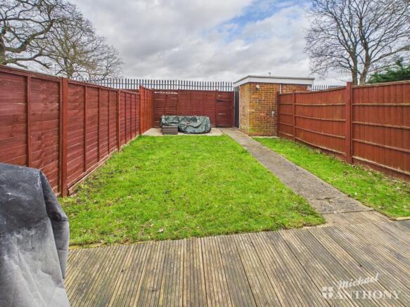 CAM02773G0-PR0407-STILL006