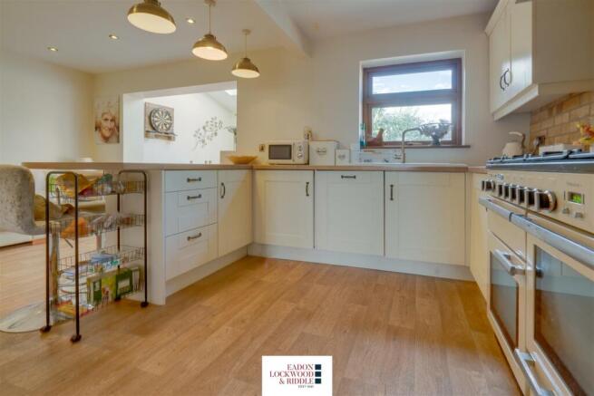 Kitchen Sitting Room