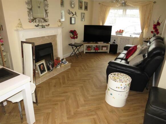 Bannerlea Road, Kingshurst. photo 4